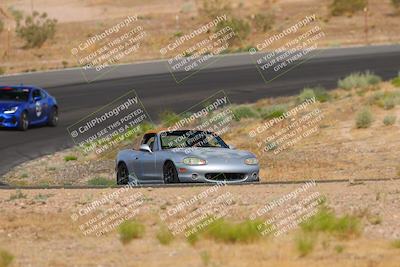 media/Jun-01-2025-CalClub SCCA (Sun) [[eae223c5dd]]/Group 1/Track Event 5/